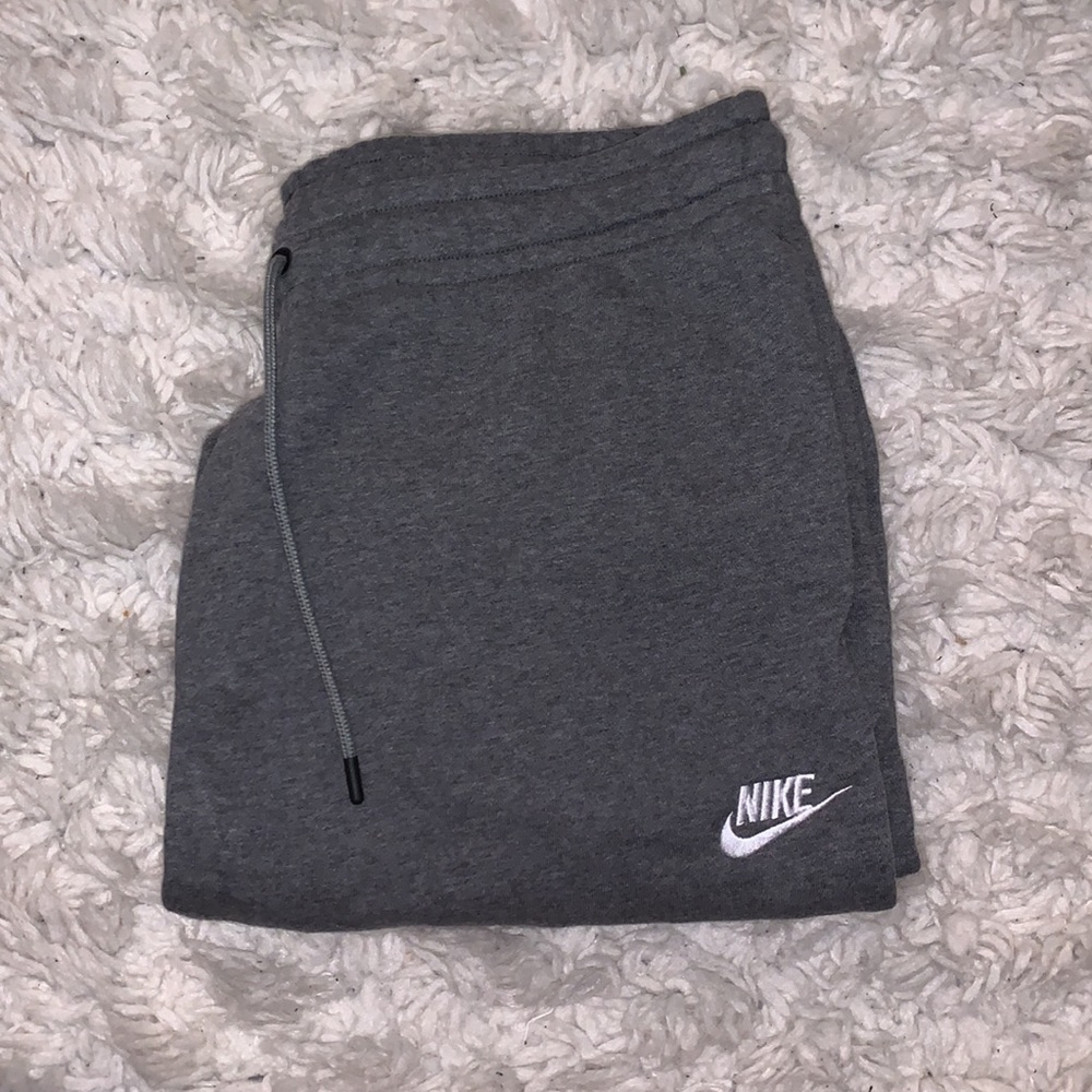 Nike Sweatpants